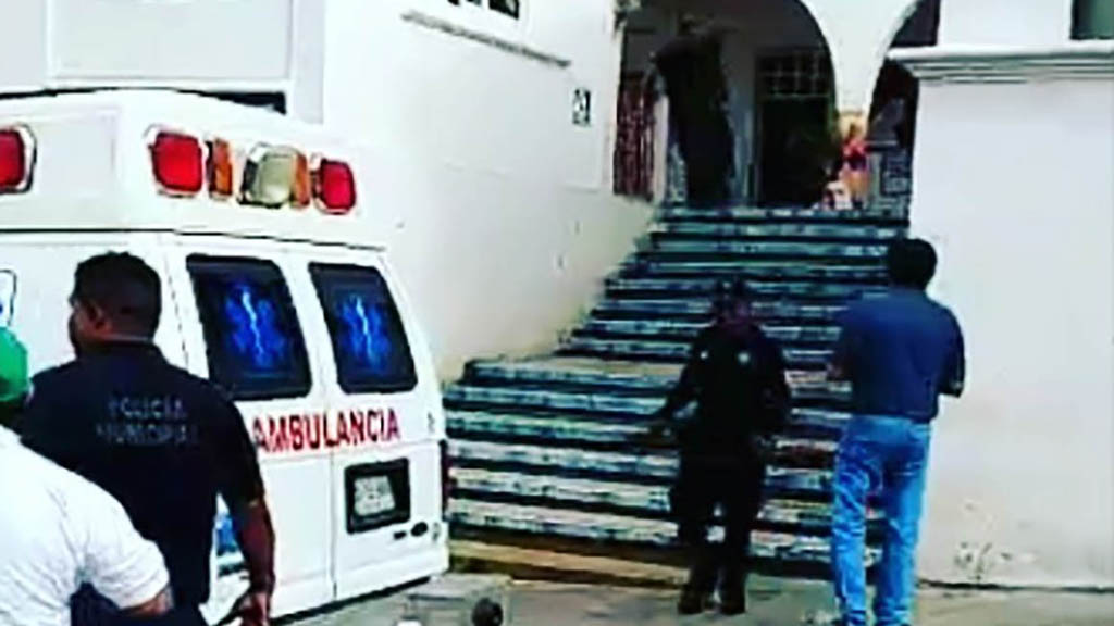 Asesinan a policía municipal en Matías Romero, Oaxaca - entrada-del-palacio-municipal-de-matias-romero