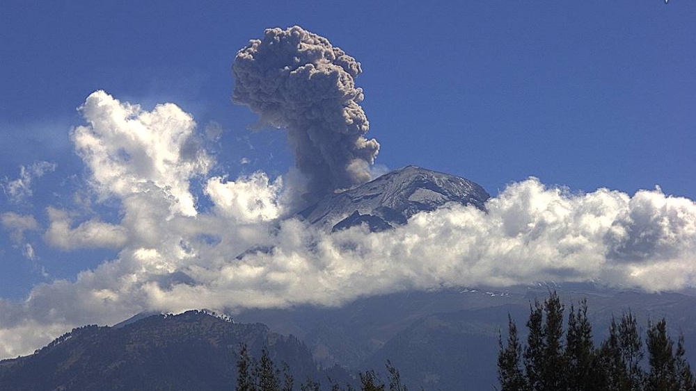 Popocatépetl registra nueva explosión