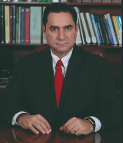 Fernando Valenzuela anuncia su renuncia como fiscal de Tabasco - fernando-valenzuela-pernas