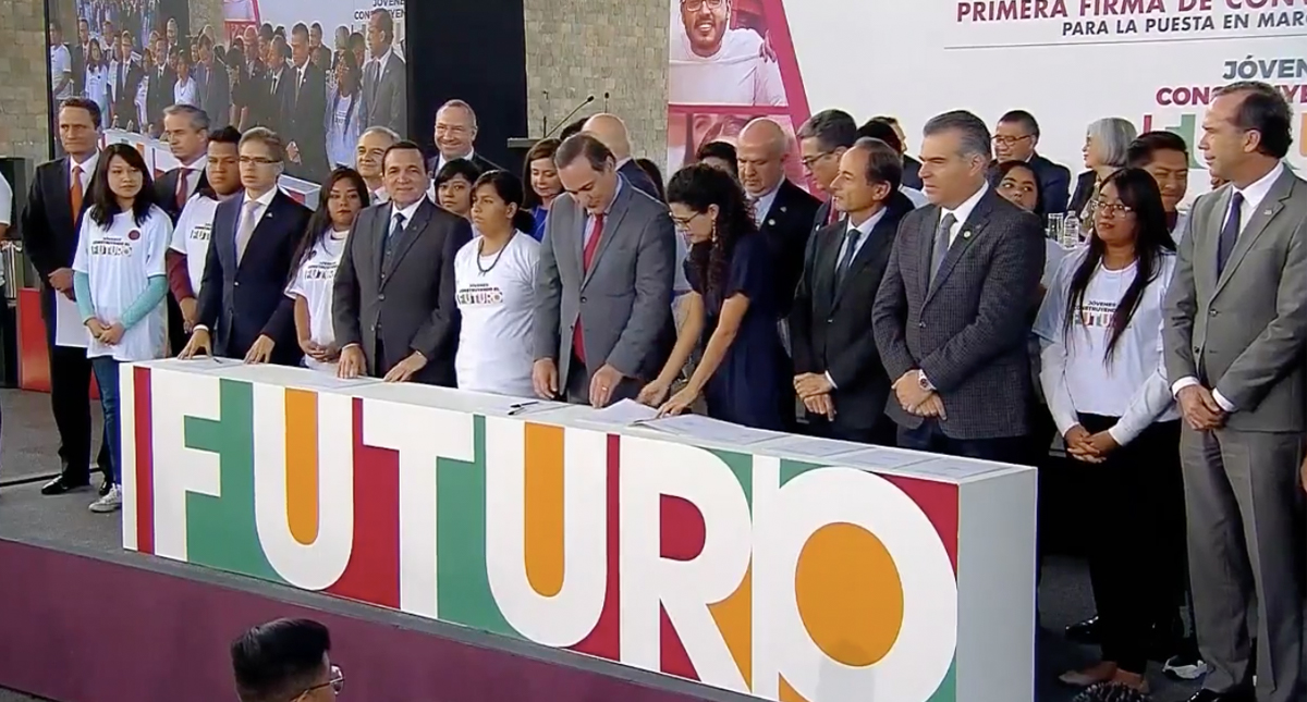 Firman convenio para apoyar a jóvenes