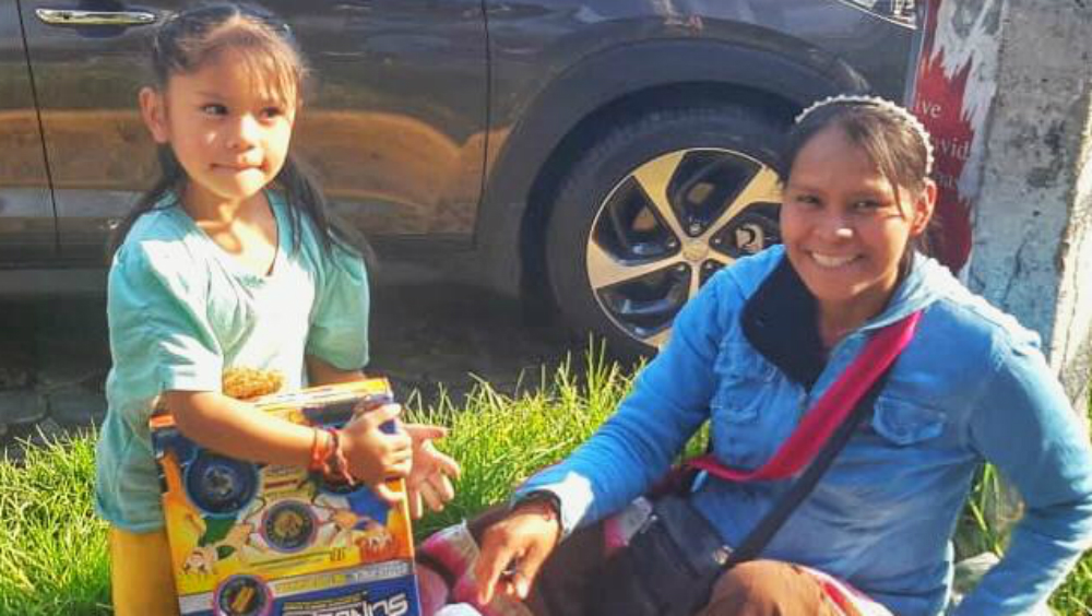 Ayudan para que todos tengan algo en su mesa esta Navidad