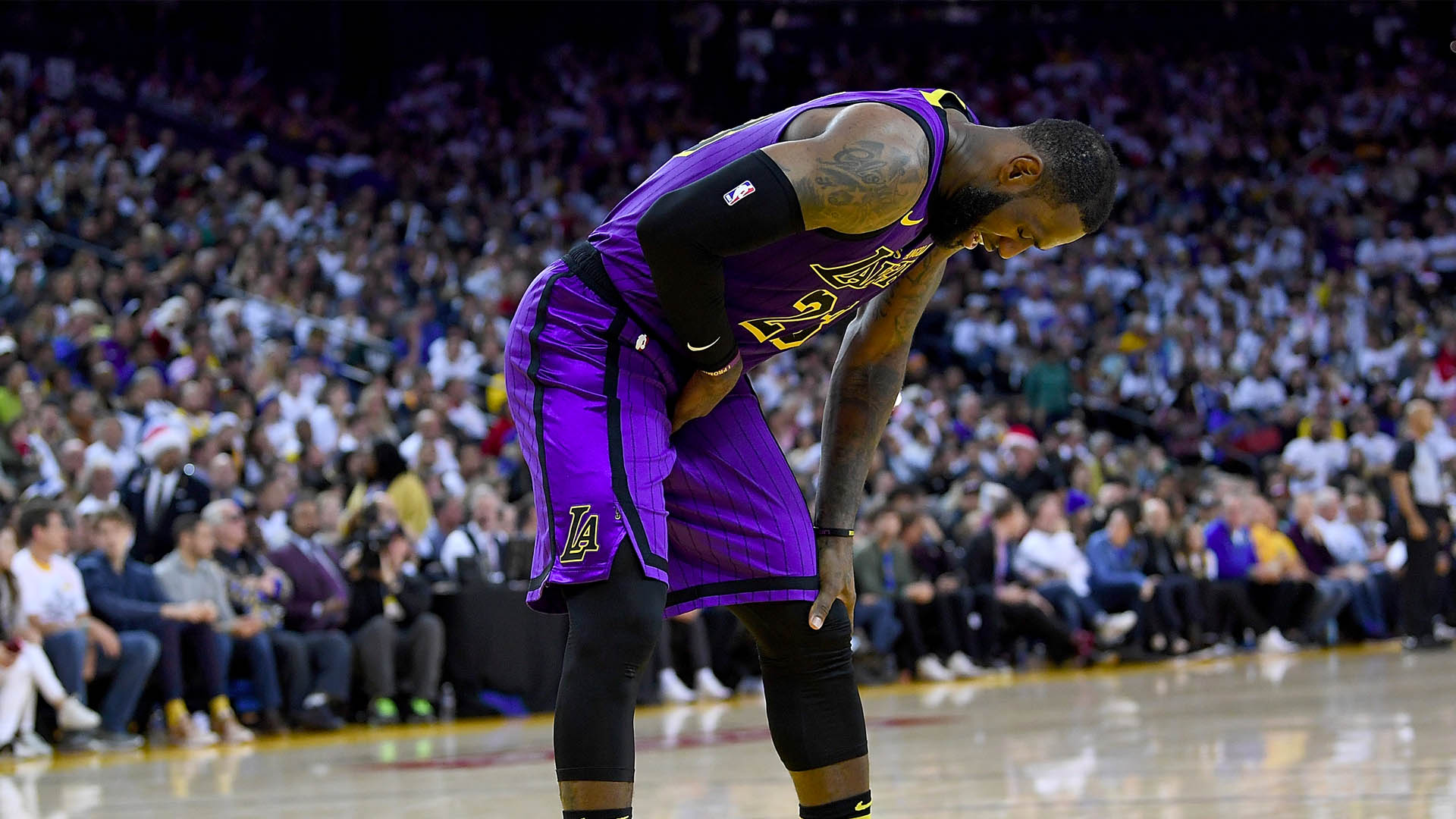 Descartan lesión severa en LeBron James