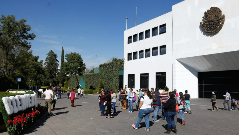 Pide AMLO investigar presunta desaparición de obras de arte en Los Pinos Pide AMLO investigar presunta desaparición de obras de arte en Los Pinos