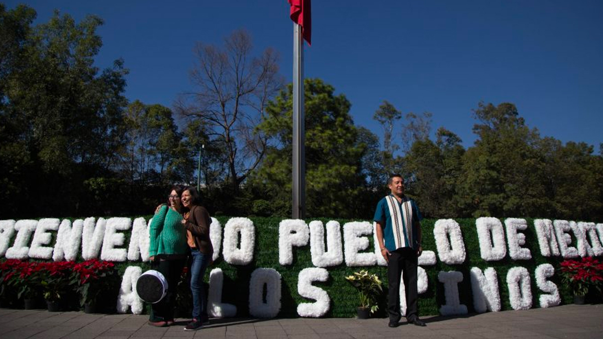 Los Pinos abren sus puertas en el primer día del gobierno de AMLO