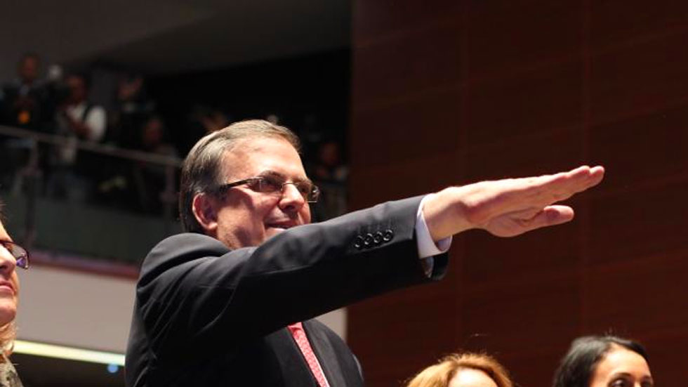 Senado aprueba nombramiento de Ebrard como titular de la SRE; rinde protesta