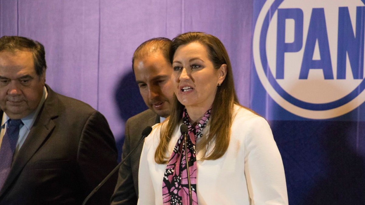 Martha Erika Alonso pide a López Obrador trabajar en equipo