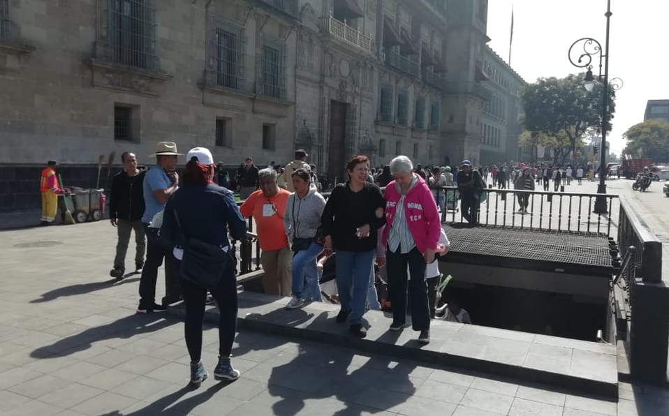 Retiran vallas de Palacio Nacional tras 16 años - metro-zocalo-palacio-nacional