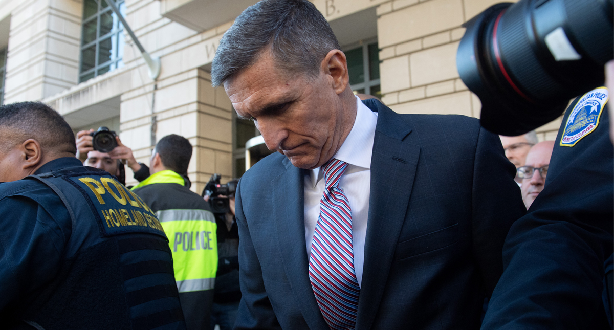 Posponen sentencia contra Michael Flynn
