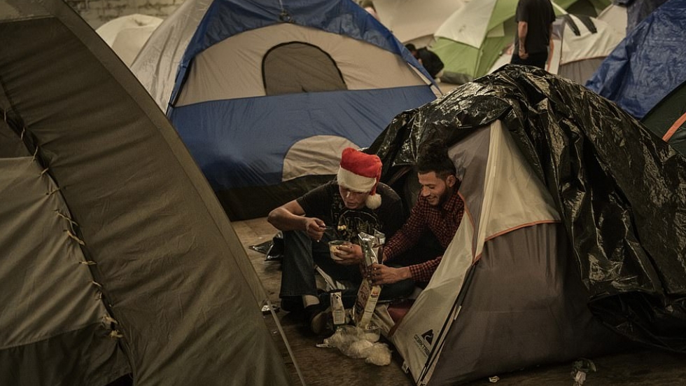 Miles de migrantes pasan la Navidad en Tijuana