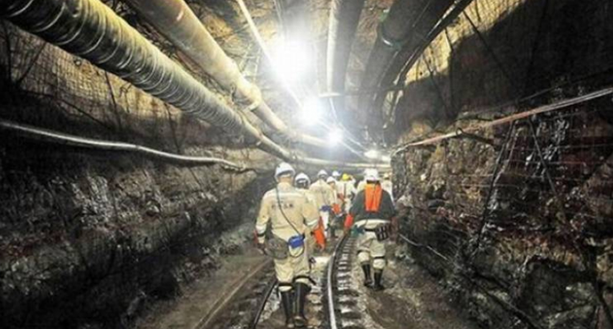 Mineros presentarán amparo contra cancelación de registro a sindicato