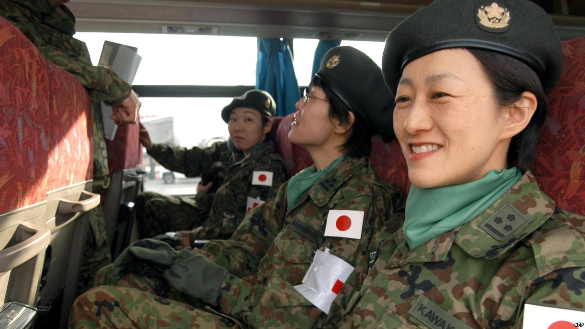 Japón permitirá mujeres en sus submarinos