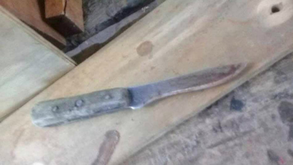 Niño asesina a su padre para proteger a su madre en Tabasco