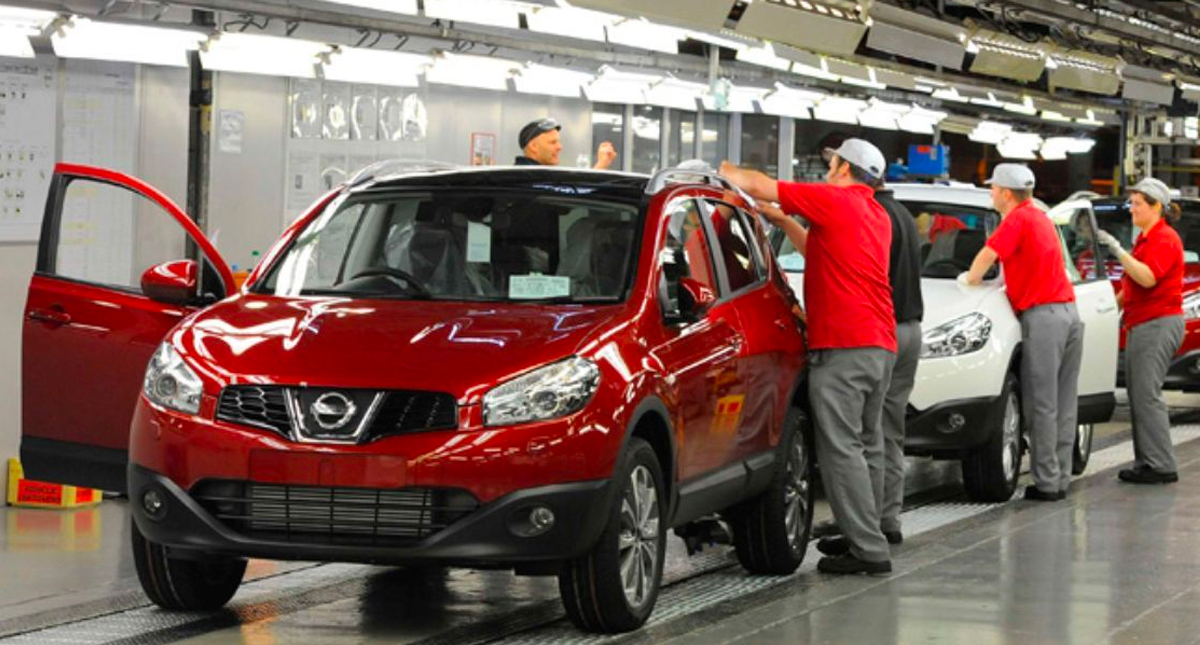 Nissan inicia despido de empleados en Aguascalientes y Morelos