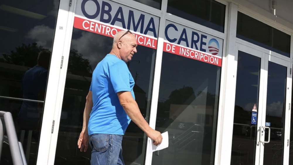 Juez federal de EE.UU. declara inconstitucional ‘Obamacare’