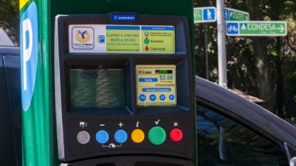 Revisan concesiones de parquímetros y arañas en la Ciudad de México