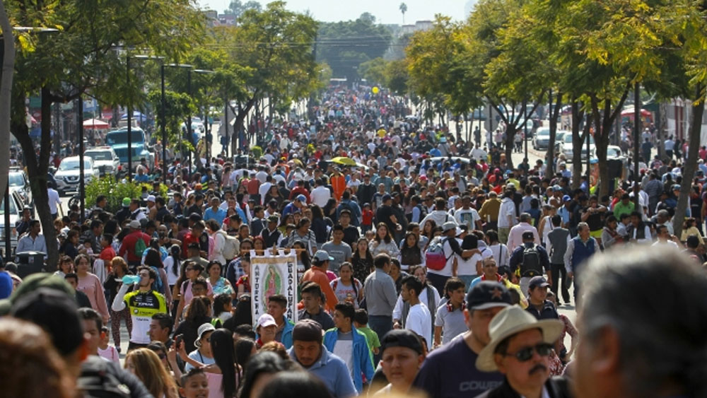 Metrobús interrumpirá servicio por peregrinaciones
