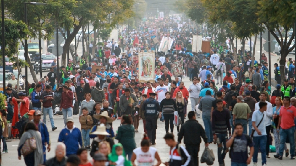 Llegan 370 mil peregrinos a la Basílica de Guadalupe