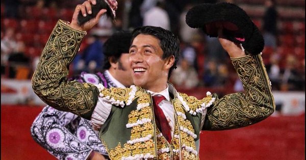 Sergio Flores da gran actuación en la Plaza México - plaza-de-toros-sergio-flores