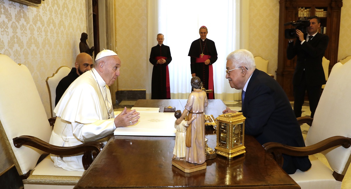 Papa pide a presidente de Palestina reanudar paz con Israel - presidente-de-israel-y-papa
