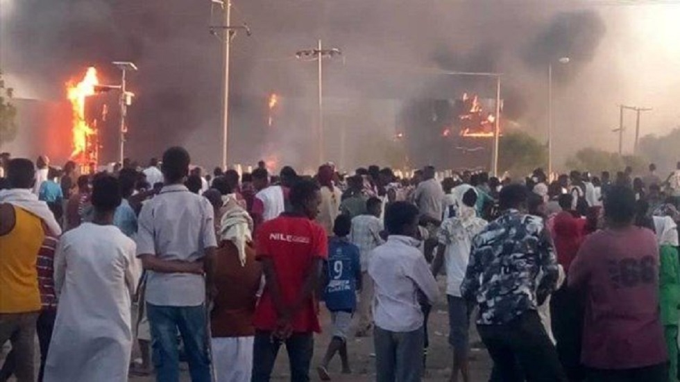 Protestas por alza del precio del pan dejan 18 muertos en Sudán