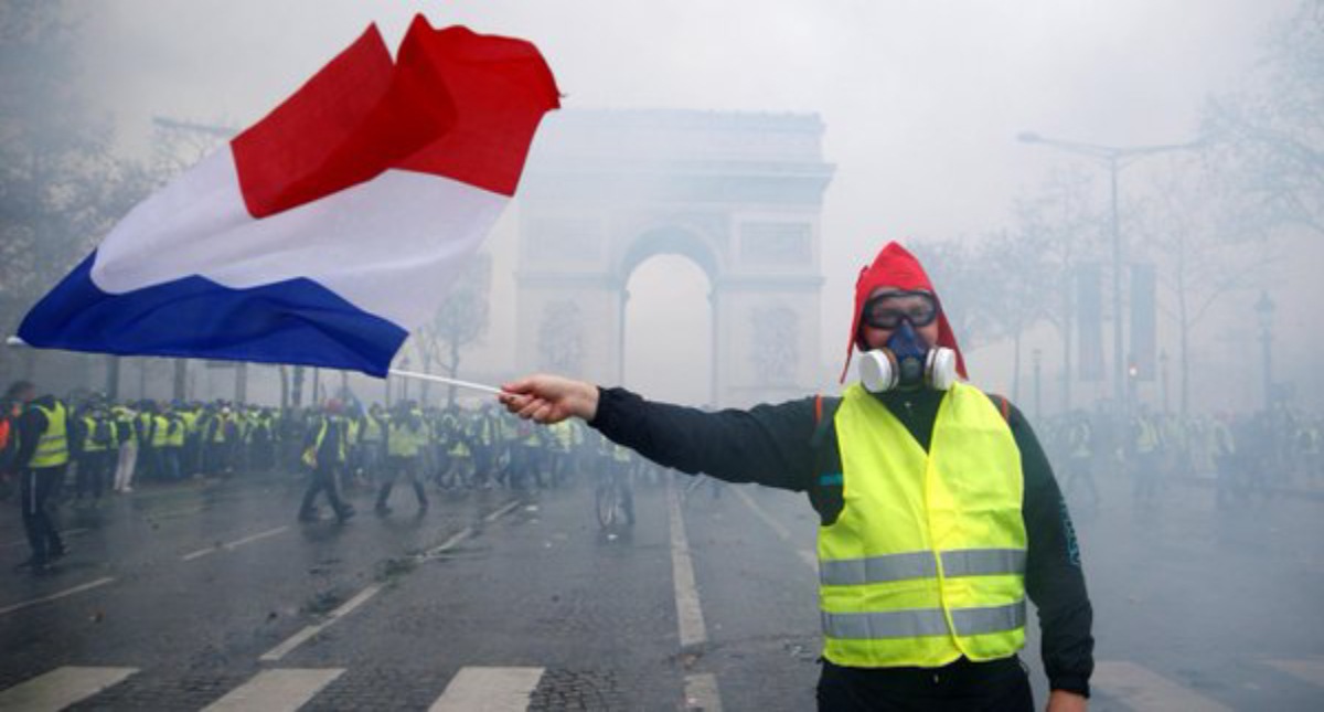 Macron llama a la calma ante posibilidad de nuevas propuestas
