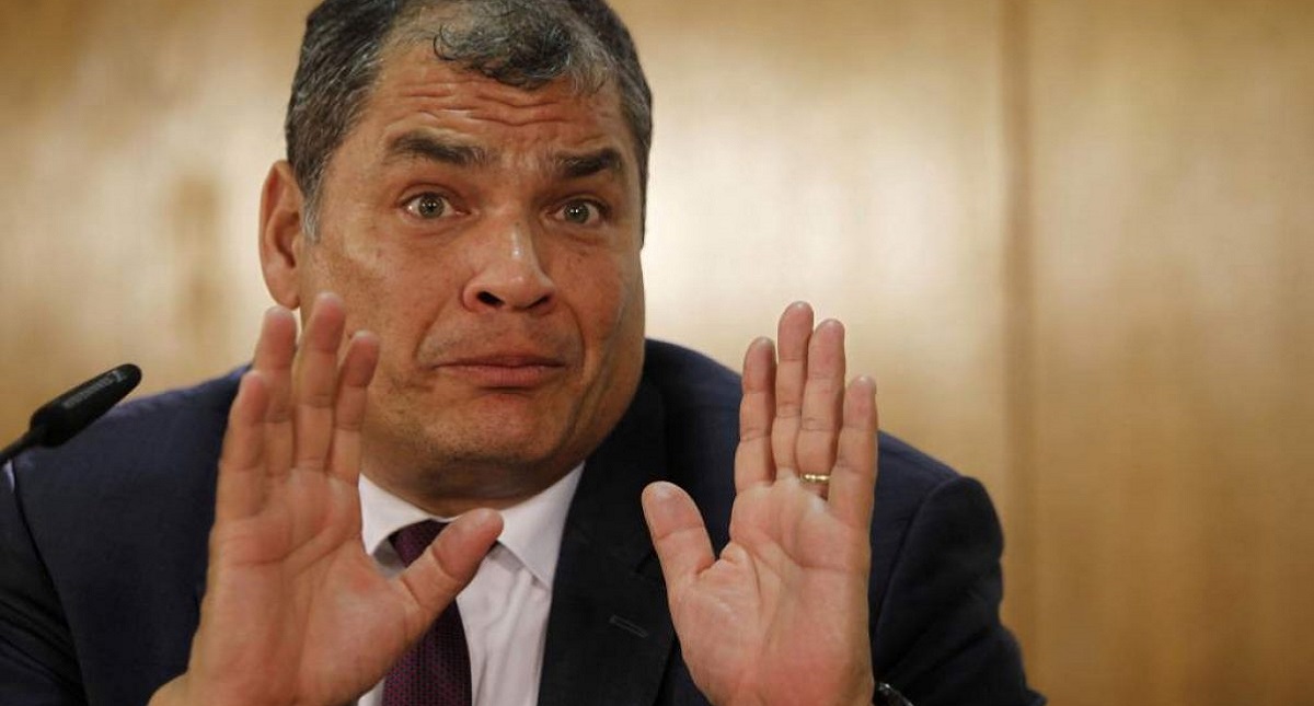Interpol se niega a emitir ficha roja para captura de Rafael Correa