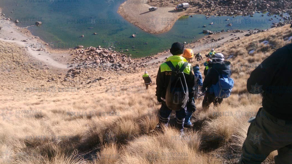 Rescatan a turistas varados en el Nevado de Toluca