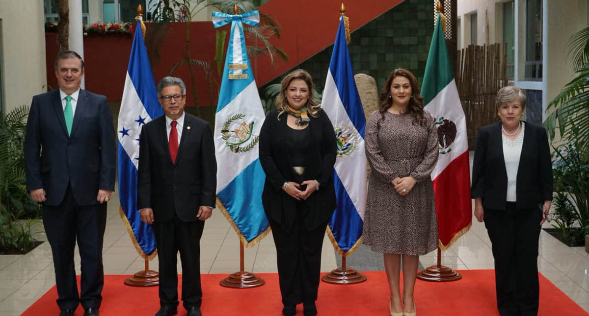 Ebrard destaca inicio de operaciones de nueva SRE