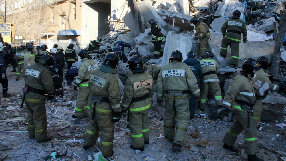 Cuatro muertos y decenas de desaparecidos tras explosión de gas en Rusia - rusia-explosion-magnitogorsk