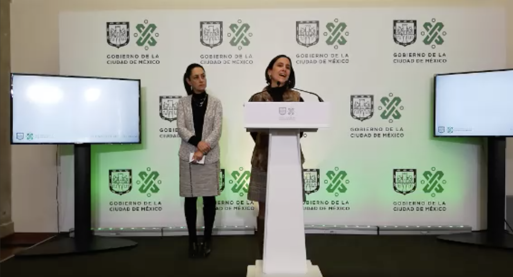 Claudia Sheinbaum ofrece conferencia con secretaria de Finanzas de CDMX