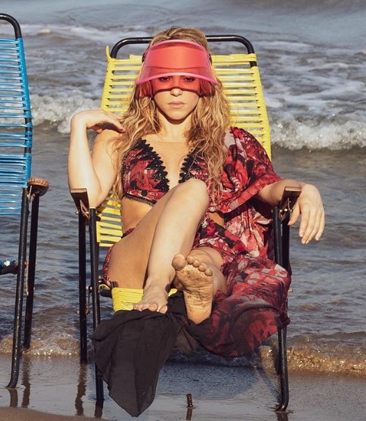 Hacienda española demanda a Shakira por fraude de 14.5 mde - shakira-en-la-playa