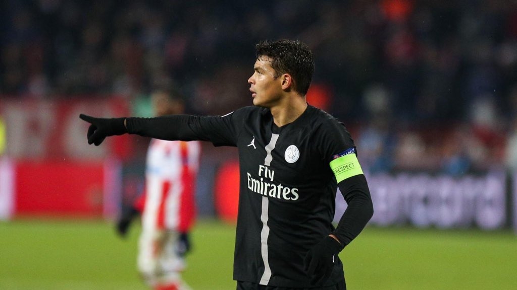 Roban un millón de euros en objetos de la casa de Thiago Silva Roban un millón de euros en objetos de la casa de Thiago Silva