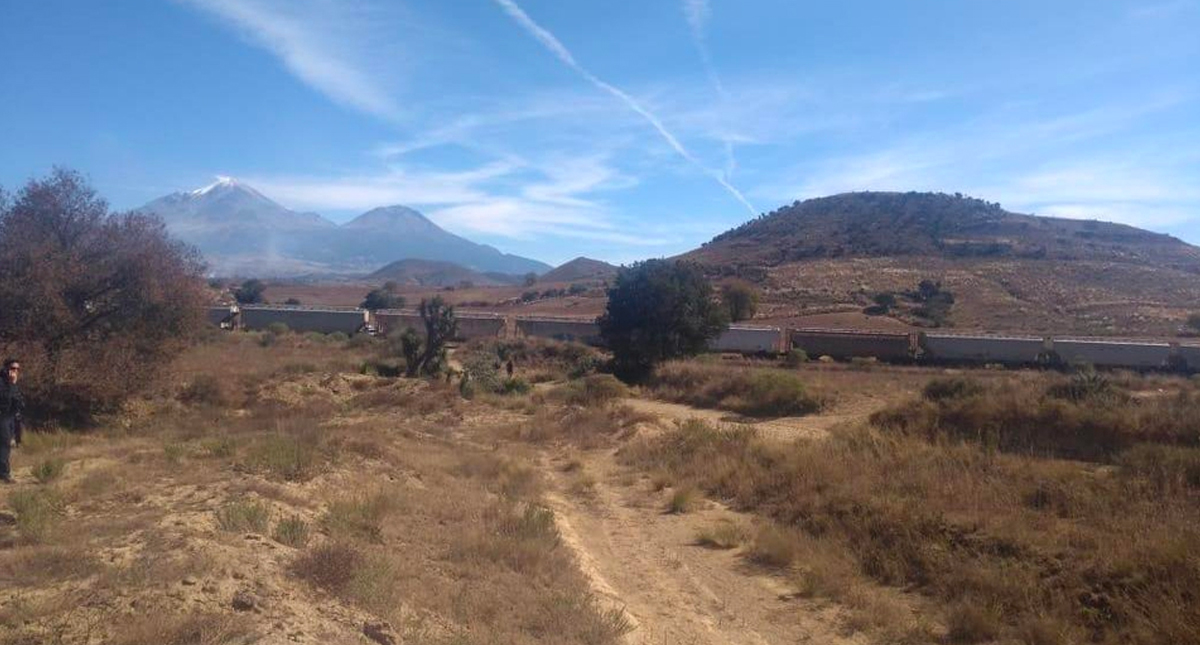 Asalto a tren en Puebla deja dos muertos