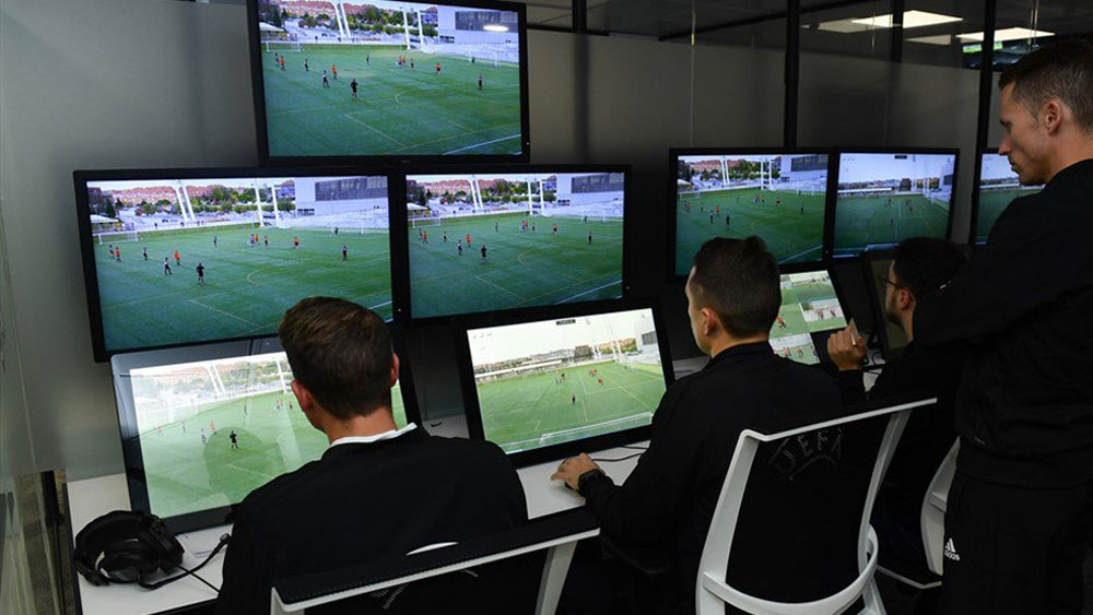 FIFA evalúa sistemas de fuera de juego virtual