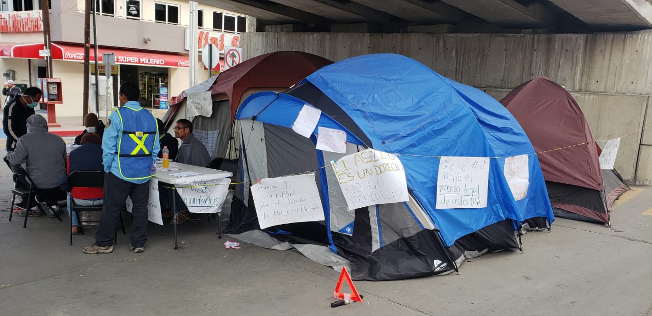 Suman 800 migrantes detenidos por intentar cruzar ilegalmente a EE.UU. - whatsapp-image-2018-12-04-at-124154