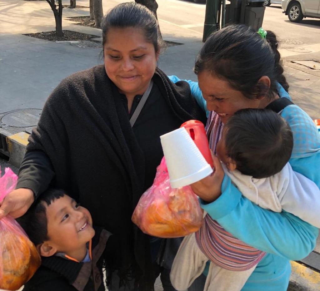 Ayudan para que todos tengan algo en su mesa esta Navidad - whatsapp-image-2018-12-24-at-160707