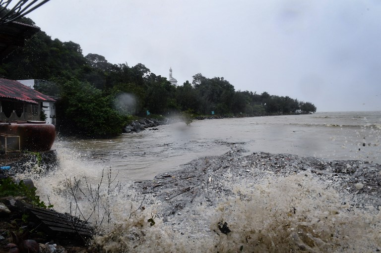 Tormenta tropical 'Pabuk' golpea sur de Tailandia - 000-1by8ct