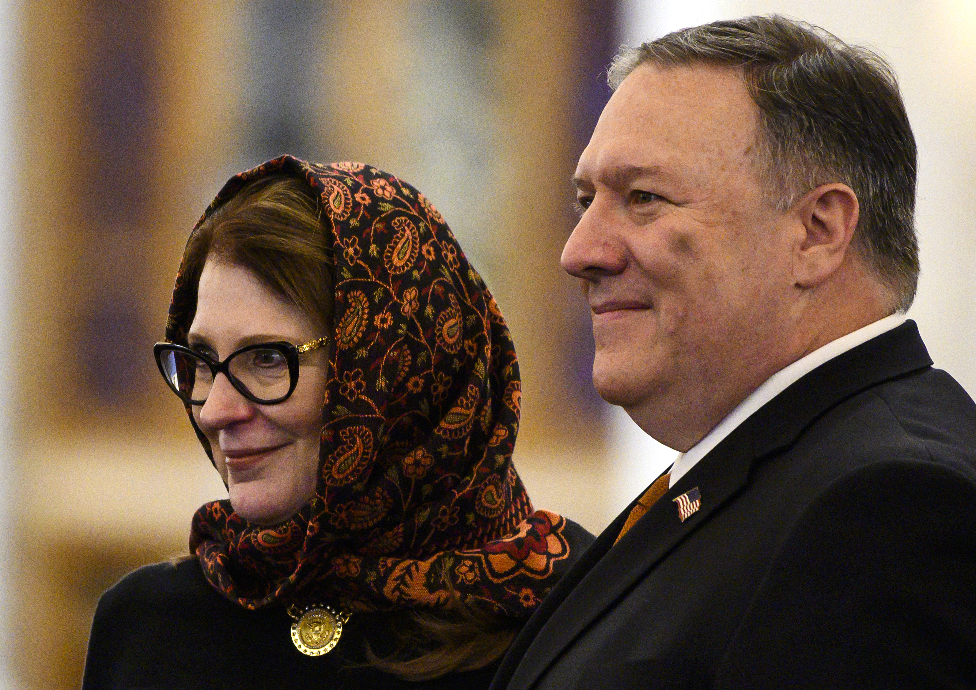 Mike Pompeo elogia libertad de religión en visita a mezquita en El Cairo - 000-1c48uf