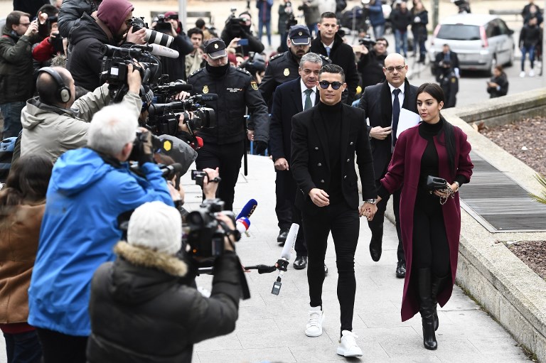 Condenan y multan a Cristiano Ronaldo por fraude en España - 000-1ch47t