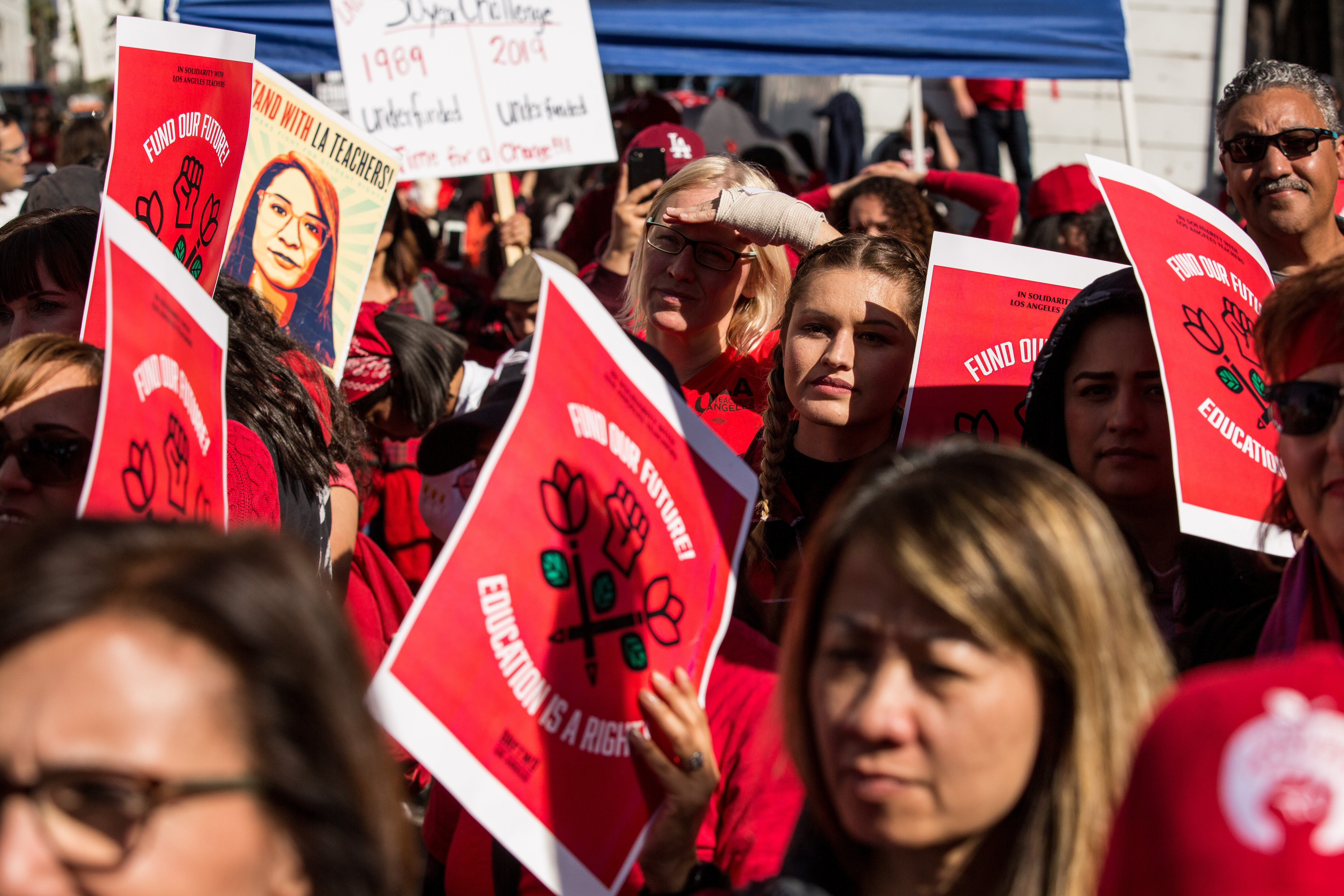 Maestros llegan a acuerdo para finalizar huelga en Los Ángeles - 063-1086472226
