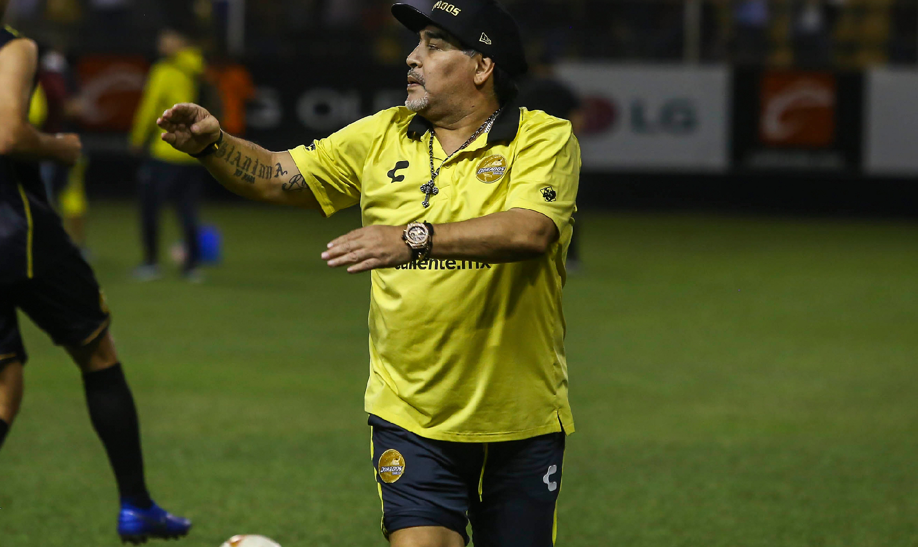 Maradona amenaza con revelar secretos de la FIFA