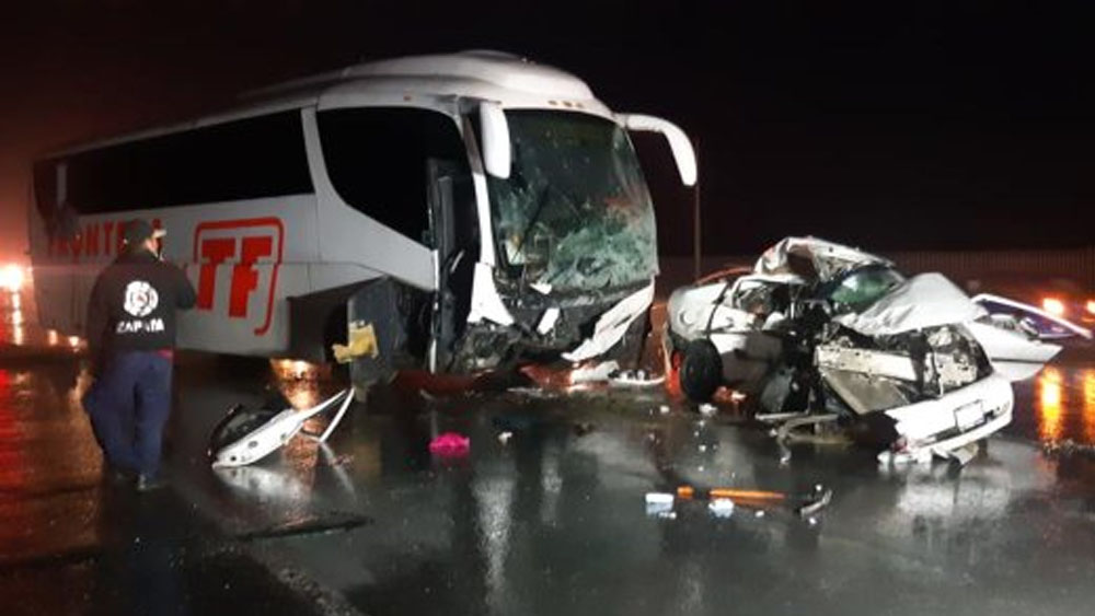 Muere familia tras choque en carretera Monterrey-Monclova