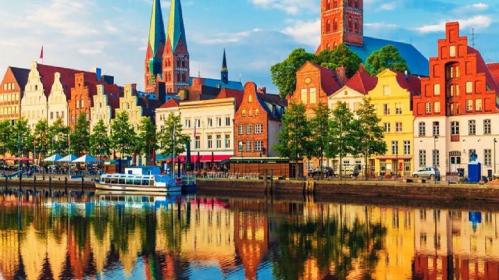 El país cuyos habitantes trabajan 901 horas menos que en México - alemania