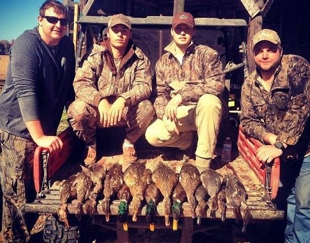 Amputan pierna a cazador luego de que perro le disparara - amigos-de-caza