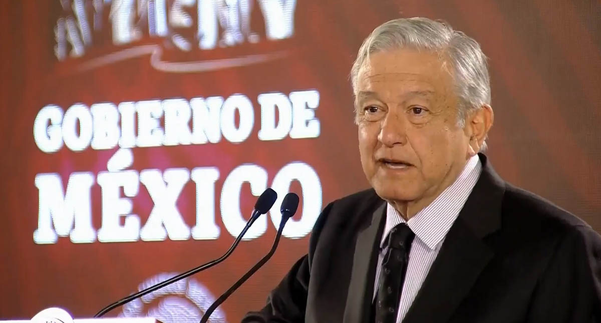 AMLO se compromete a conectar al país con internet - amlo-en-conferencia-15-de-enero-2019