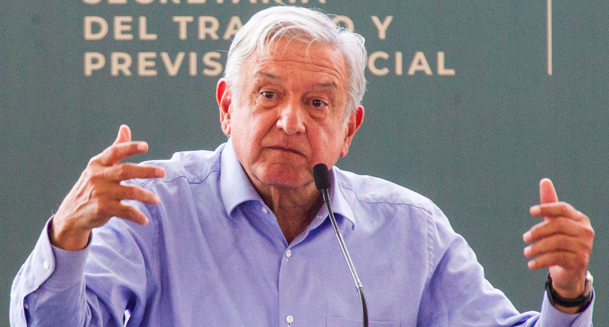 “Aunque duela” seguiremos estrategia contra el robo de combustible: AMLO