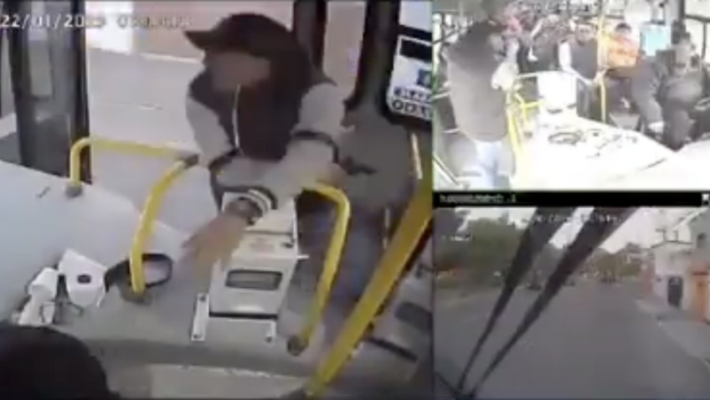 #Video Asalto en transporte público en la alcaldía Iztacalco