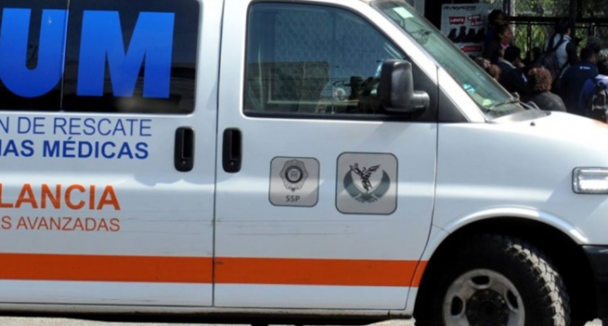 Empleados de recicladora golpean a ladrón en Iztapalapa