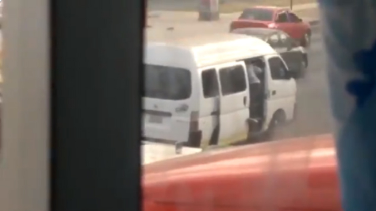 #Video Así asaltan combis en el Estado de México