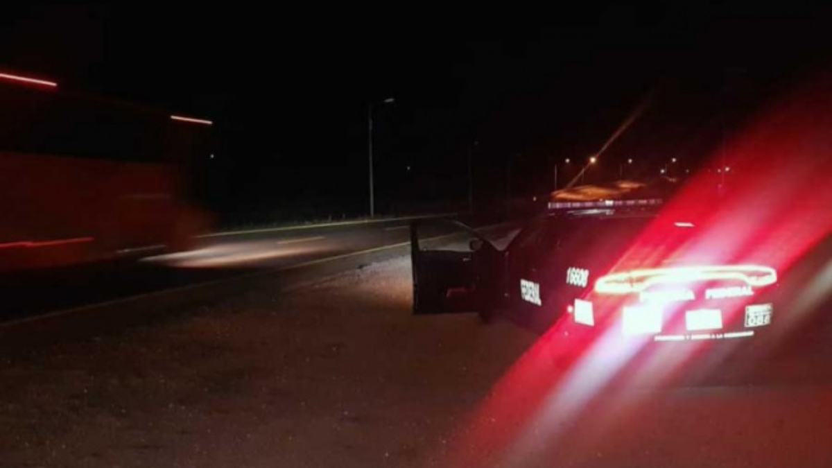 Agreden a policías federales en zona de robo de combustible en Puebla